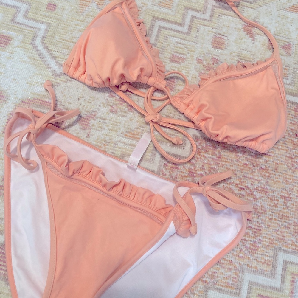 Victoria’s Secret bikini